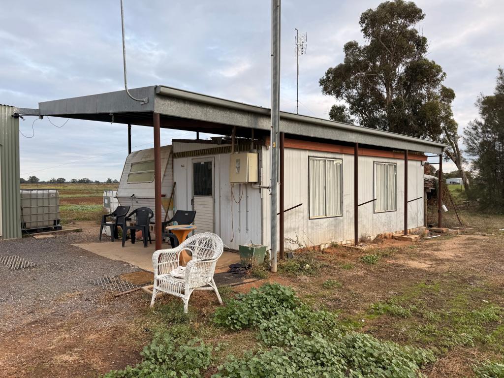 6083 Wakool Rd, Wakool, NSW 2710