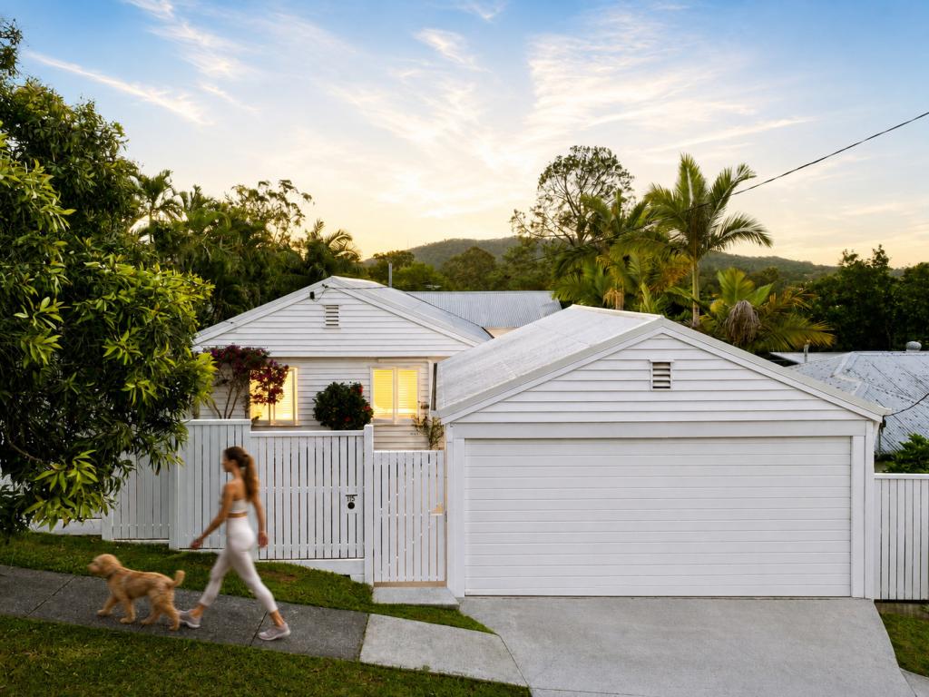 113 JERRANG ST, INDOOROOPILLY, QLD 4068