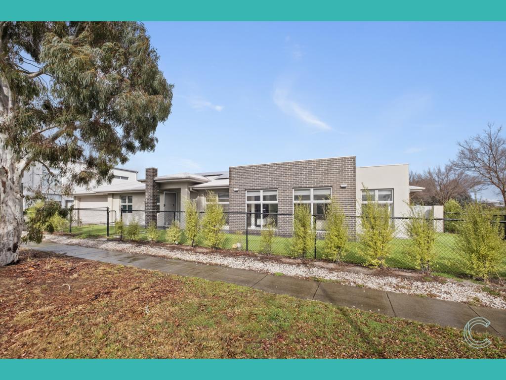 2 Buzo Gdns, Franklin, ACT 2913
