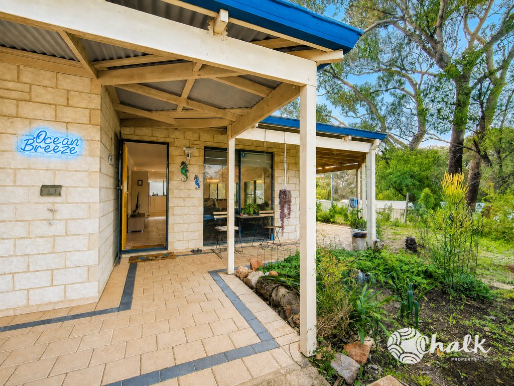4 Mitchell Rd, Preston Beach, WA 6215