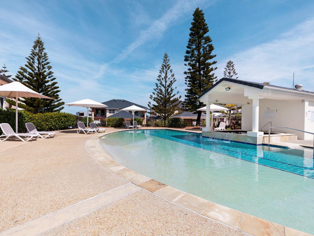 1 The Boulevard, Yamba, NSW 2464