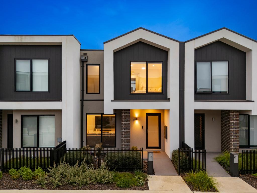 12 Butterfields Walk, Officer, VIC 3809