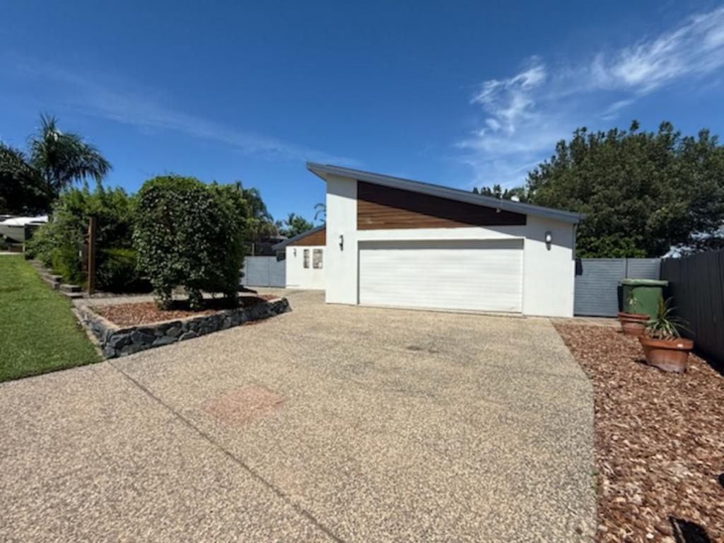 5 Andrew Milne Dr, Mount Pleasant, QLD 4740