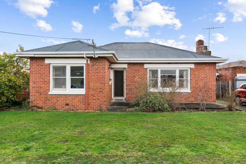 2 Machen St, Kings Meadows, TAS 7249