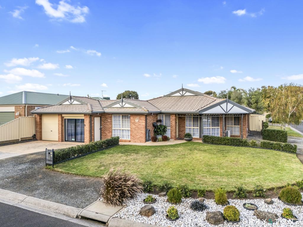 10 Pastoral Pl, Sydenham, VIC 3037