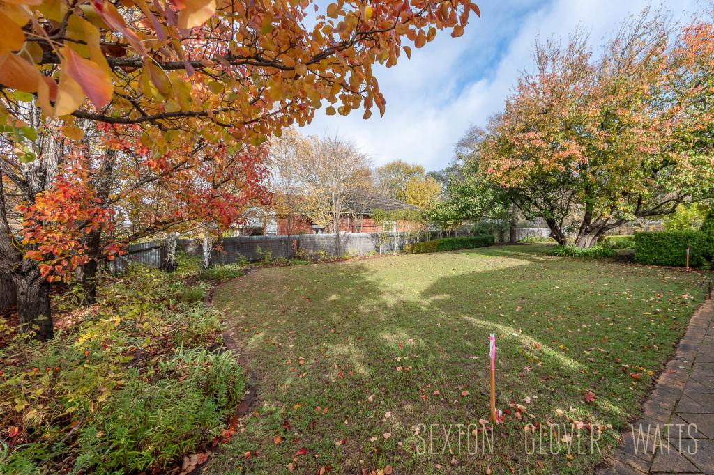 14 ALBERT RD, MOUNT BARKER, SA 5251