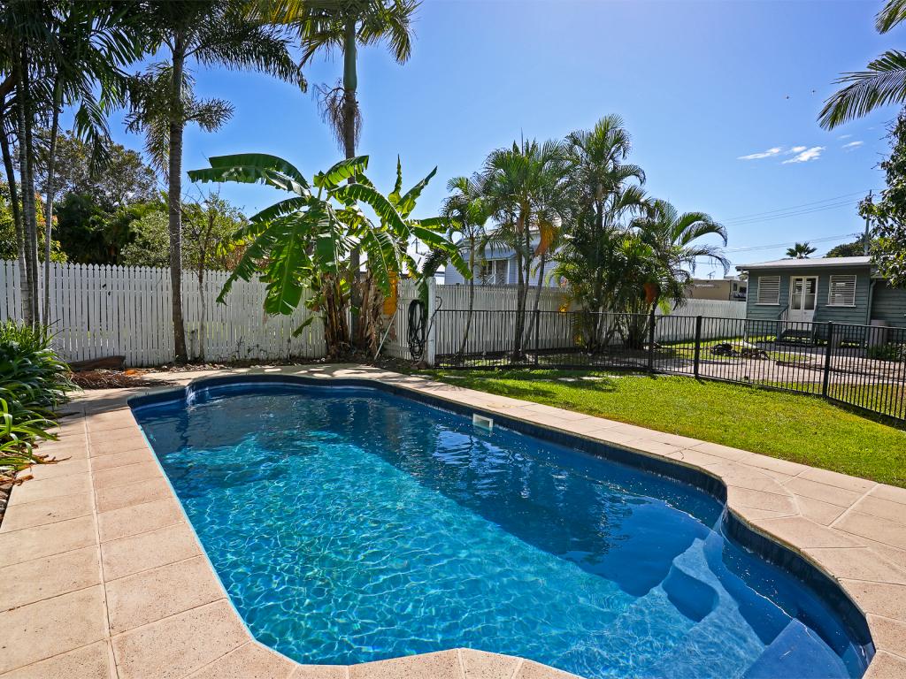 48 TENTH AVE, RAILWAY ESTATE, QLD 4810
