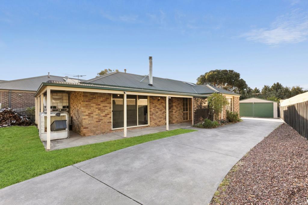 7 Cromwell Dr, Lara, VIC 3212
