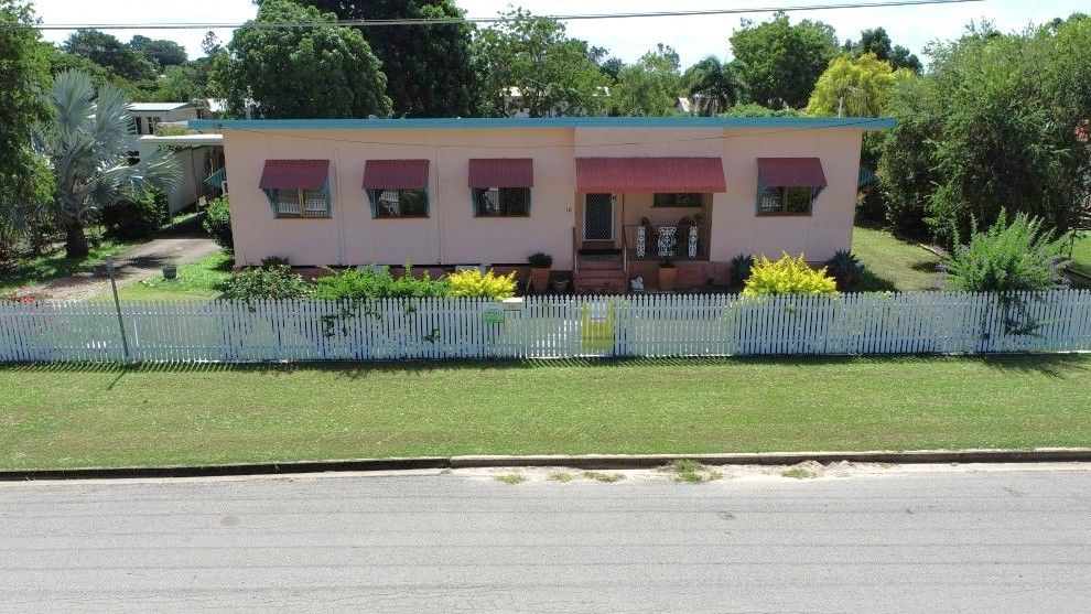 18 Hackett Tce, Richmond Hill, QLD 4820