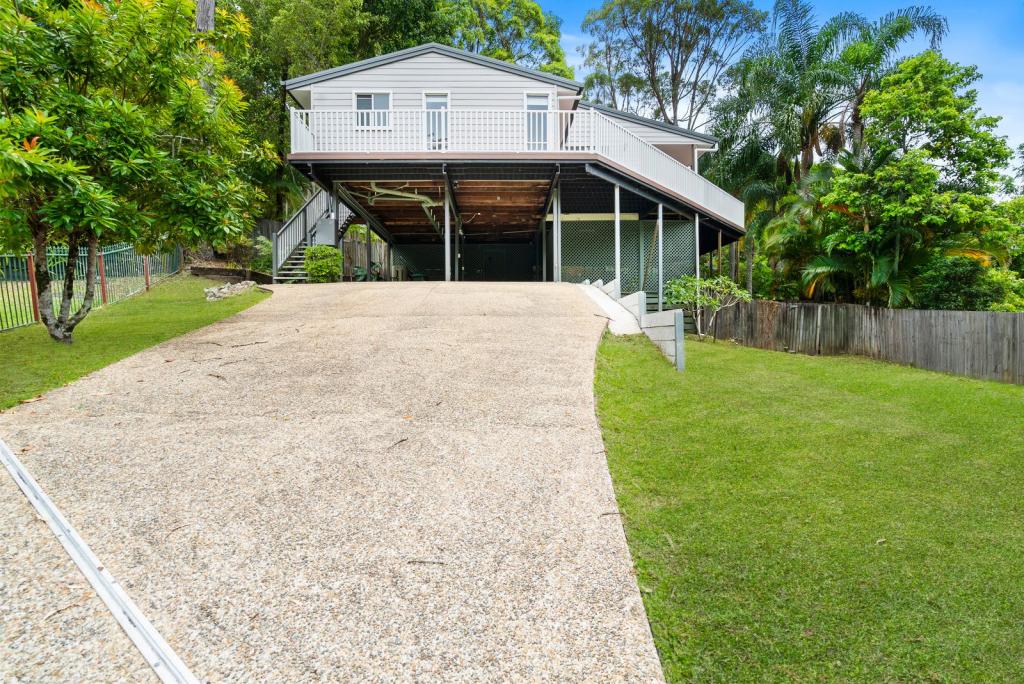 15 Hillcot St, Currumbin Waters, QLD 4223