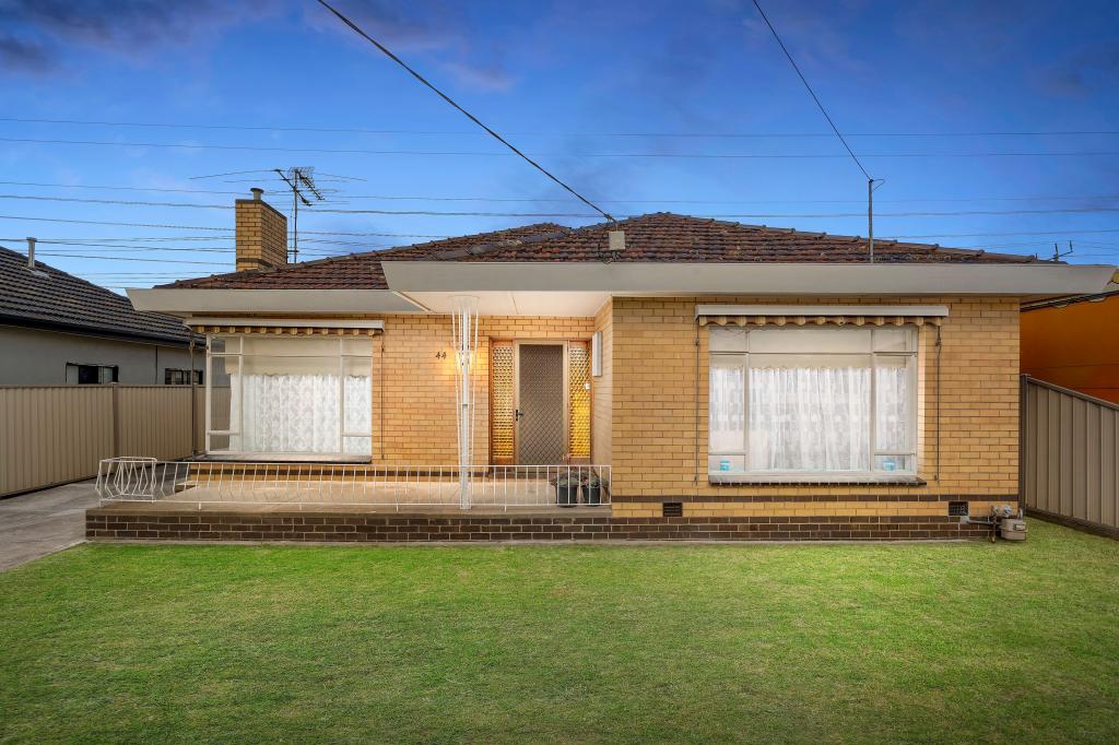 44 Links St, Sunshine West, VIC 3020