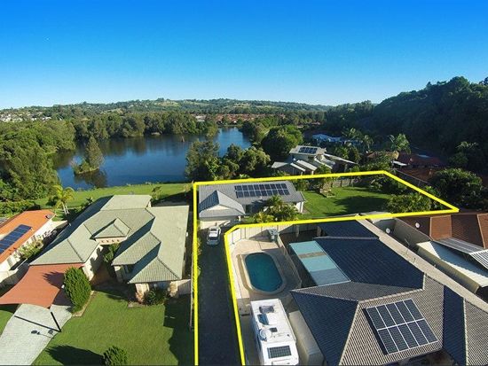 8 Medoc Pl, Tweed Heads South, NSW 2486