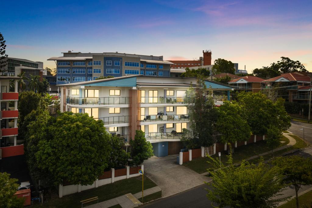 8/20 Rainey St, Chermside, QLD 4032