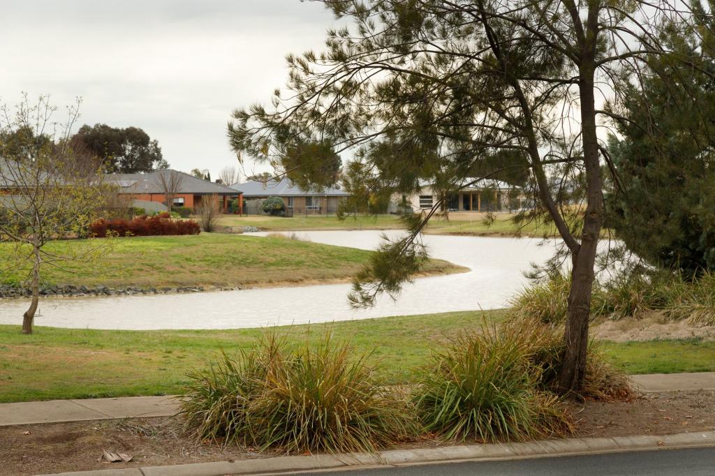 36 Brookwater Cres, Tatura, VIC 3616