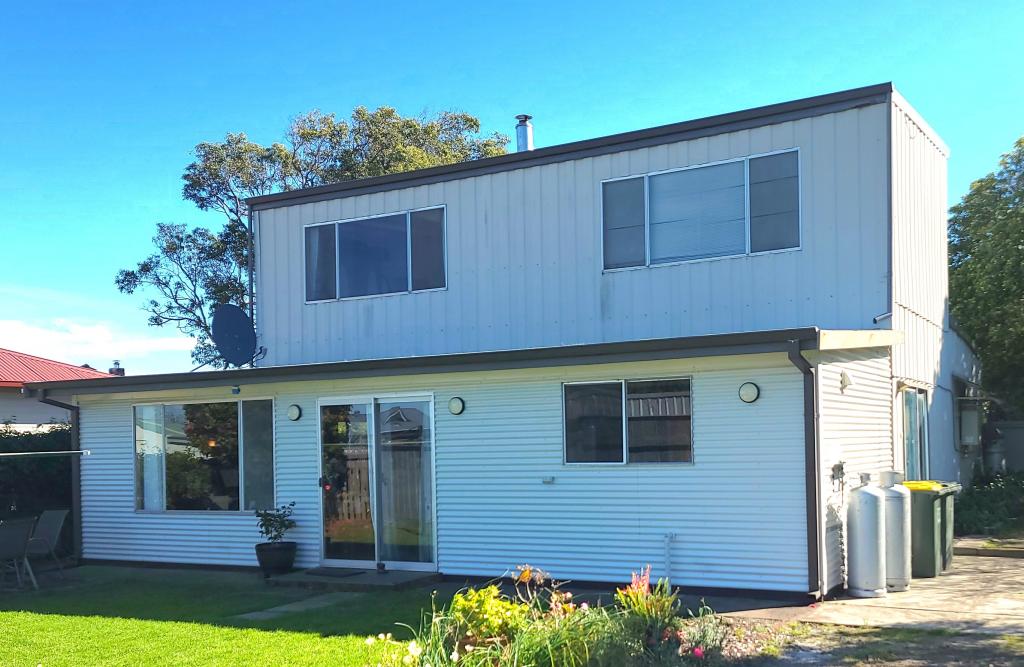 34 Latham Ave, Walpole, WA 6398