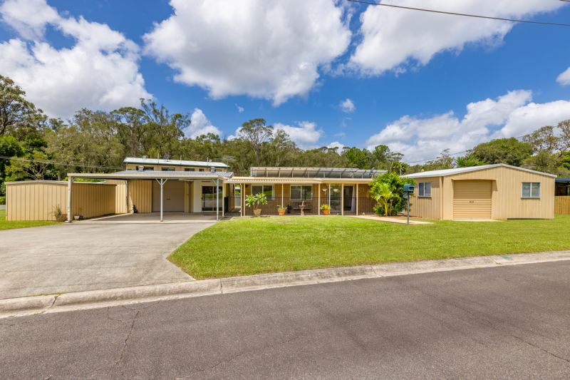 2 Dradani Ct, Elimbah, QLD 4516