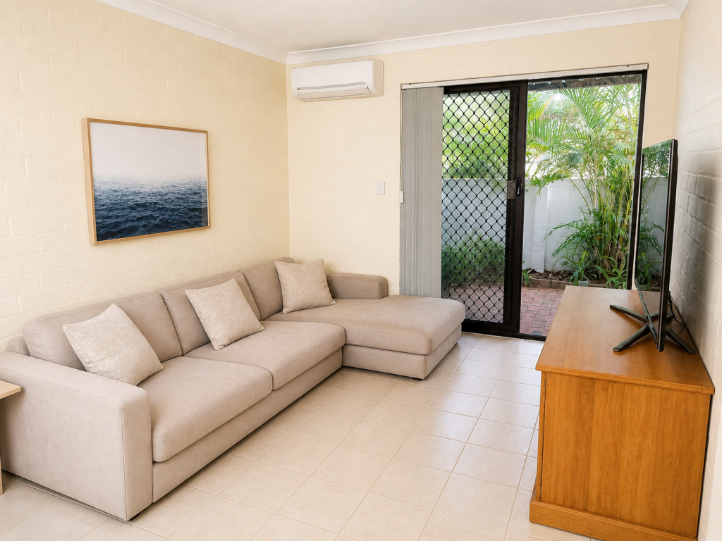 8/4 Manning Tce, South Perth, WA 6151