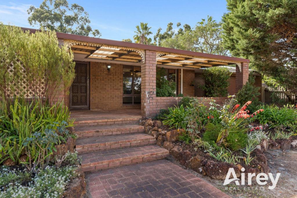 82 Grove Rd, Lesmurdie, WA 6076