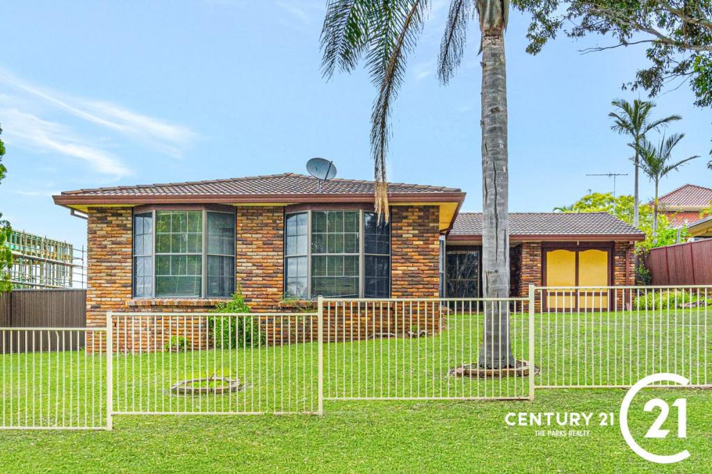 8 Franklin Pl, Bossley Park, NSW 2176