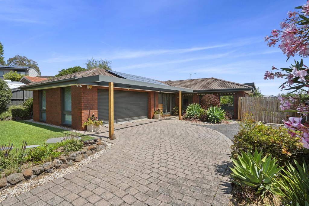 10 POLLEY CT, GROVEDALE, VIC 3216