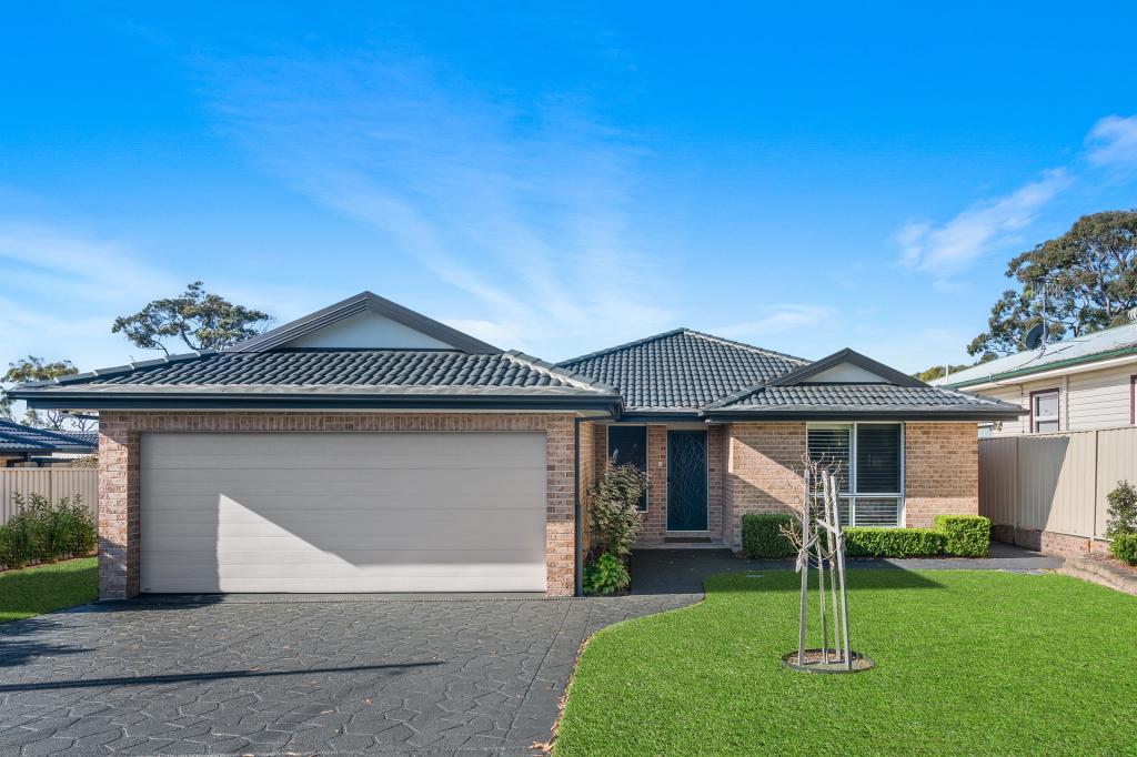 4 Parkside Ave, Bateau Bay, NSW 2261