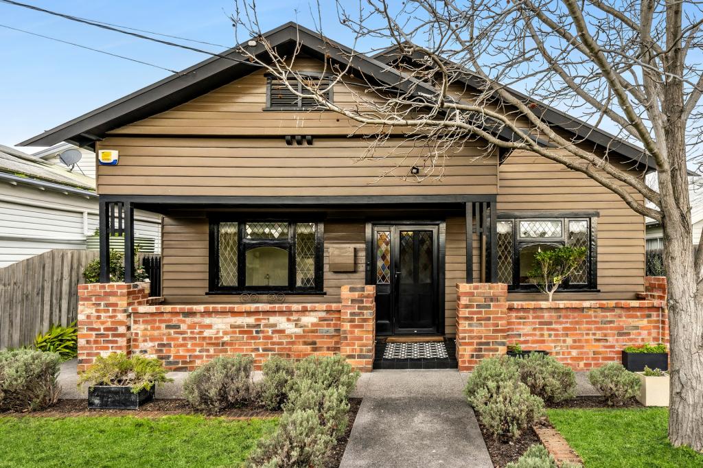 32 Gurr St, East Geelong, VIC 3219