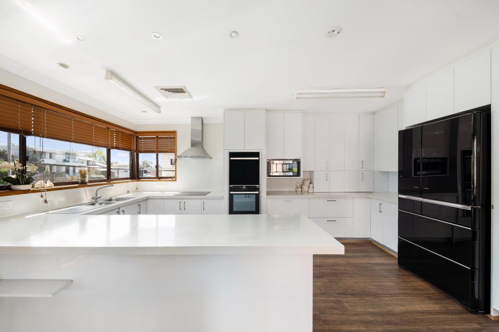69 Kyle Pde, Kyle Bay, NSW 2221