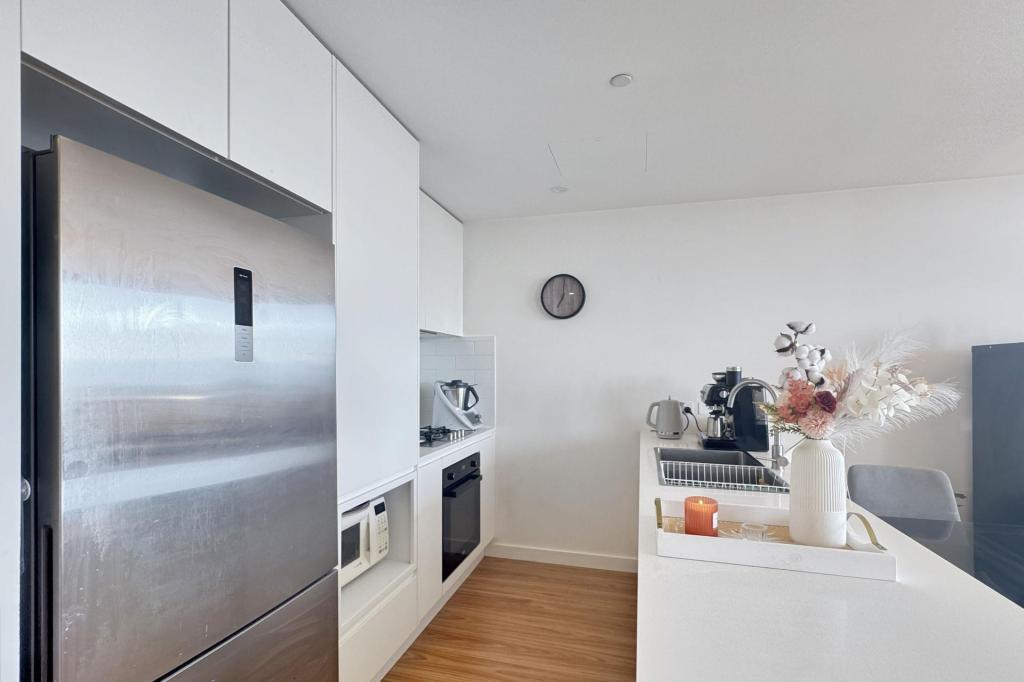 201/18 College Ave, Shellharbour City Centre, NSW 2529