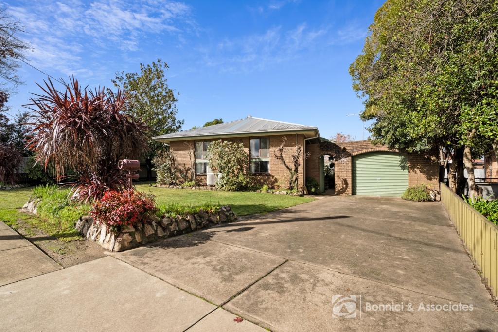 6 Victoria Rd, Beechworth, VIC 3747