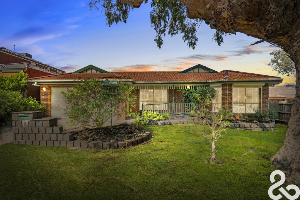 2 HILLRISE CT, MILL PARK, VIC 3082