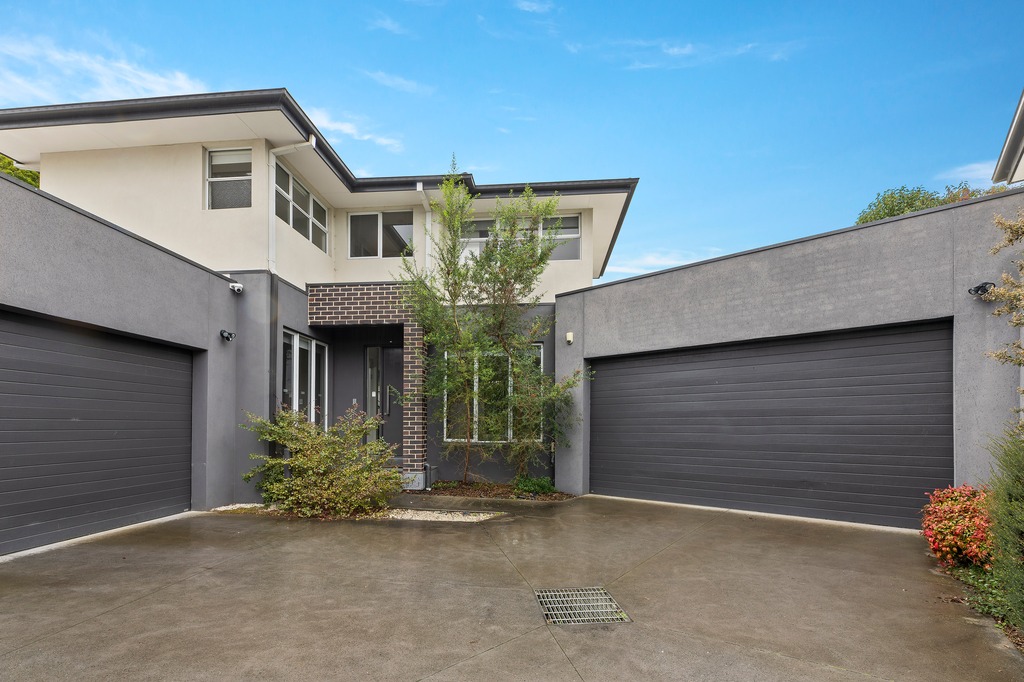 2/4 Bogong Ct, Doncaster East, VIC 3109