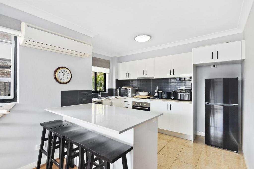 2/212-220 Gertrude St, North Gosford, NSW 2250