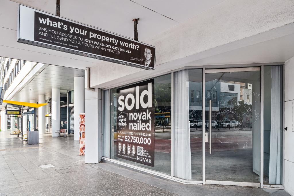 882A PITTWATER RD, DEE WHY, NSW 2099