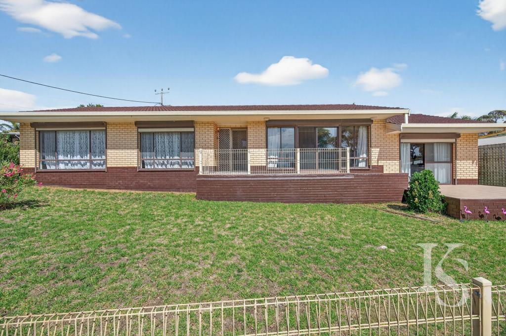 1 Dromana Pde, Hayborough, SA 5211