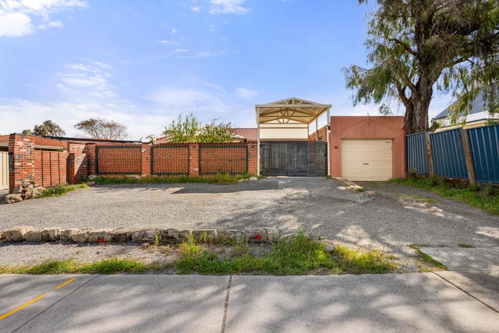 135 Safety Bay Rd, Shoalwater, WA 6169