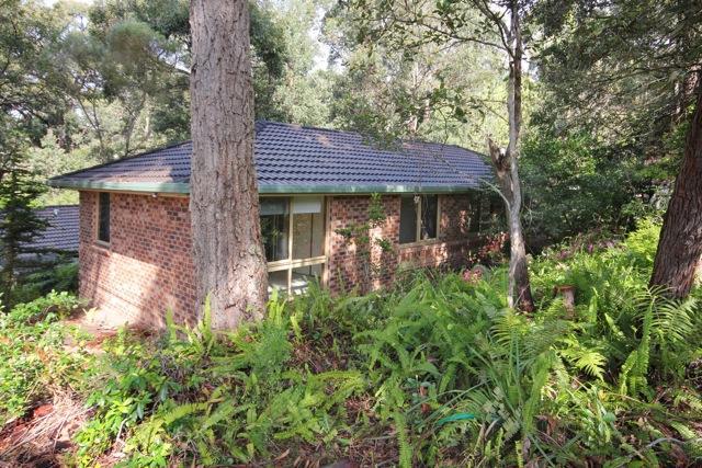 27 Valley Dr, Mollymook Beach, NSW 2539