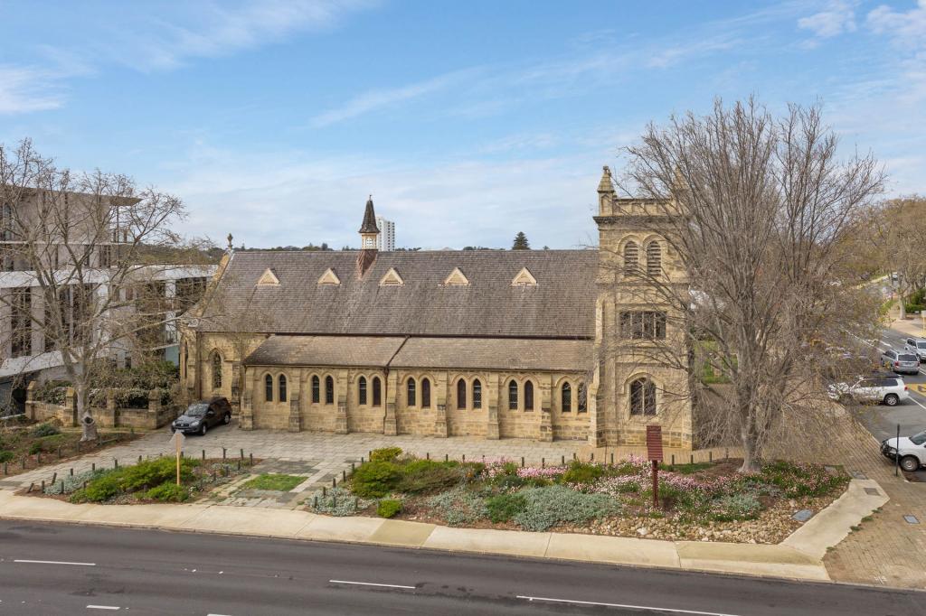 304/40 ST QUENTIN AVE, CLAREMONT, WA 6010