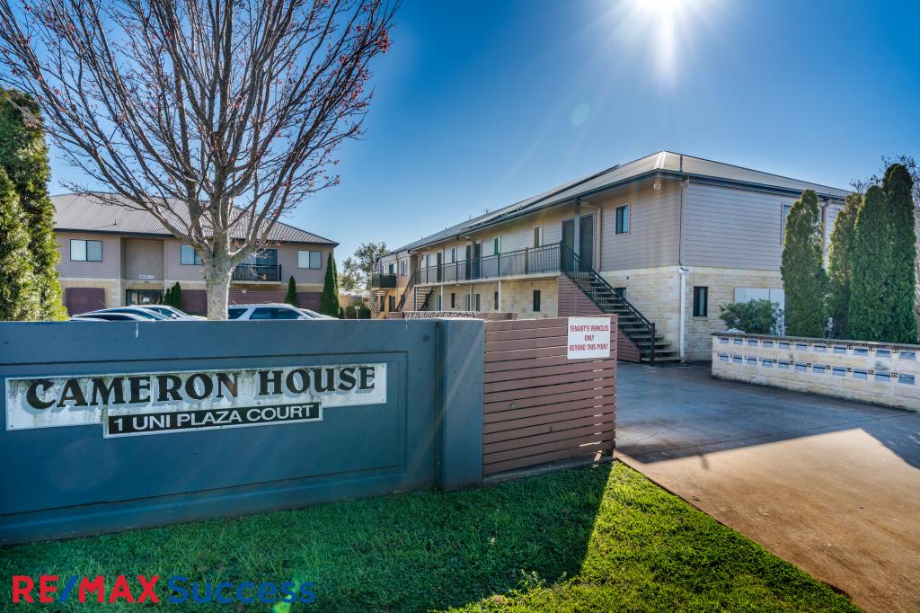 9/1-3 Uniplaza Ct, Kearneys Spring, QLD 4350