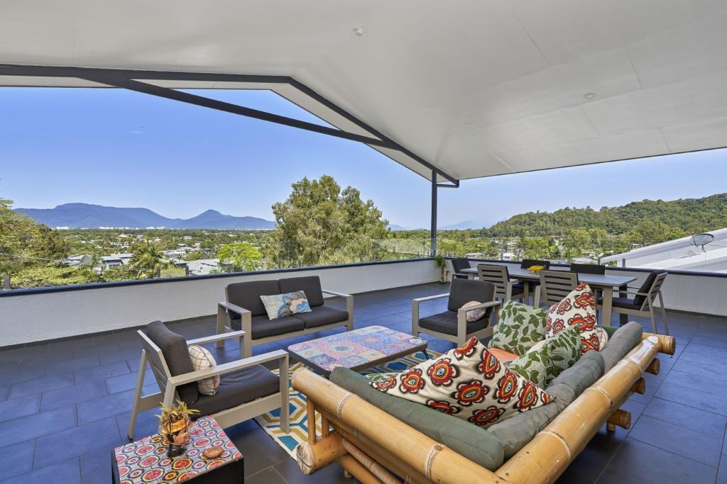 31 Ponticello St, Whitfield, QLD 4870