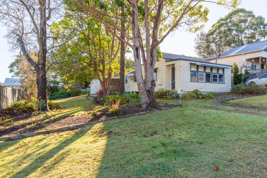 13 Fifth St, Boolaroo, NSW 2284