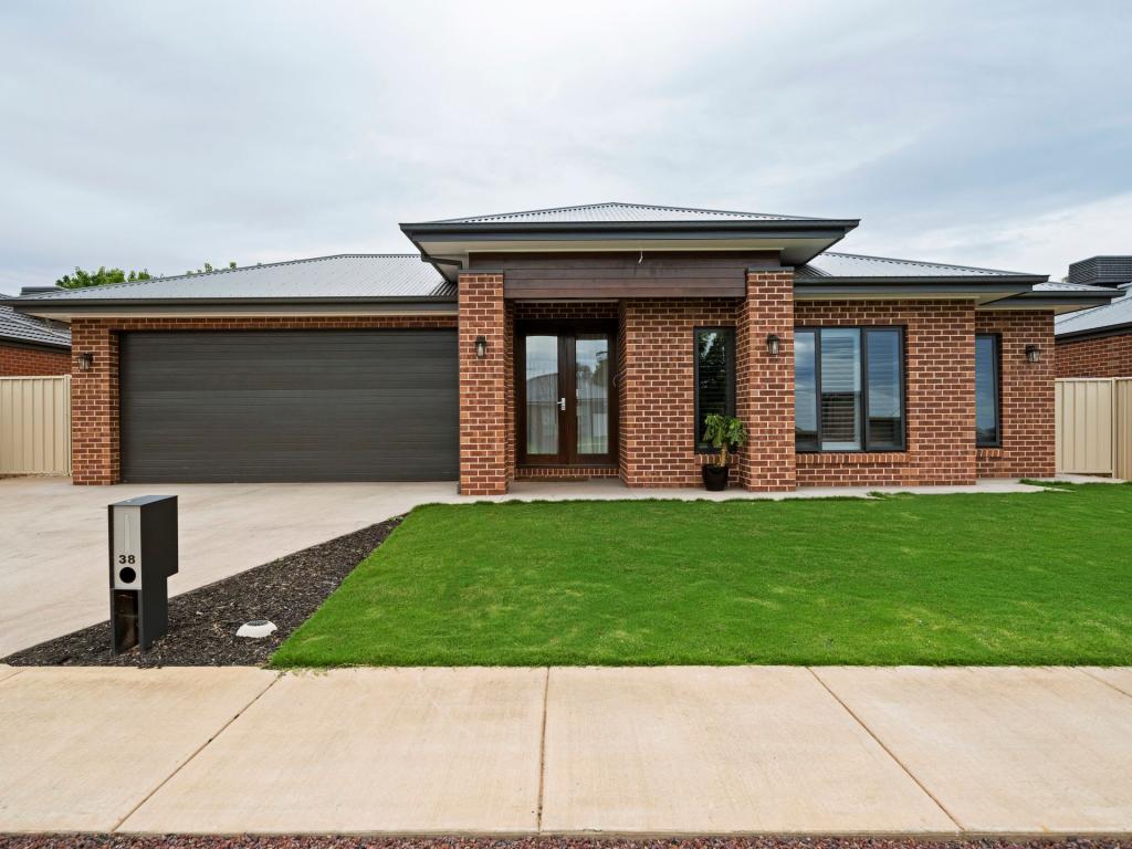 38 Simkin Dr, Benalla, VIC 3672