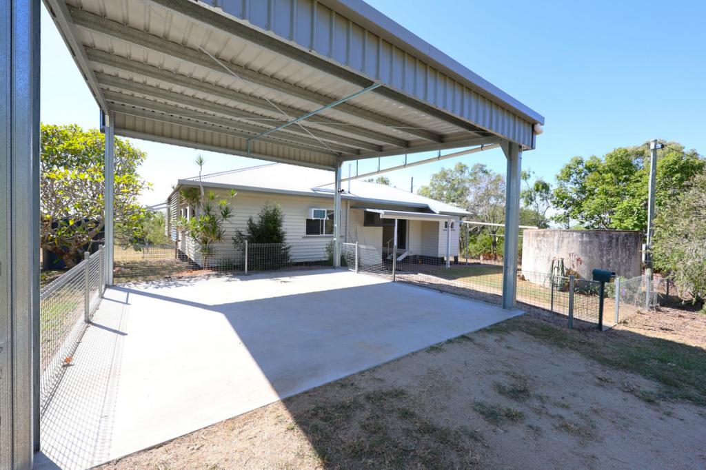 56 Moore Rd, Gracemere, QLD 4702