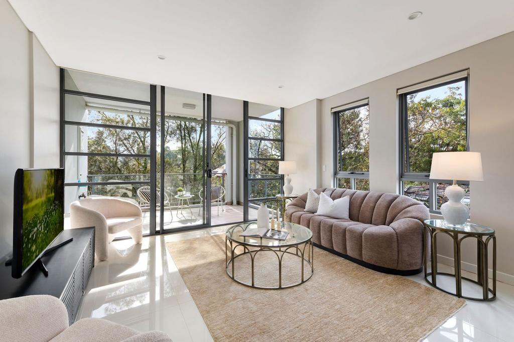 32/18 SHINFIELD AVE, ST IVES, NSW 2075