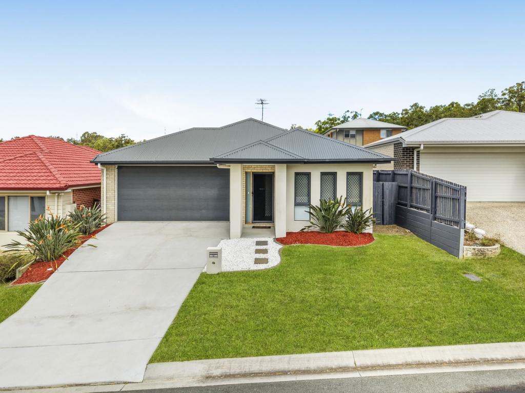 19 Stringybark St, Spring Mountain, QLD 4300