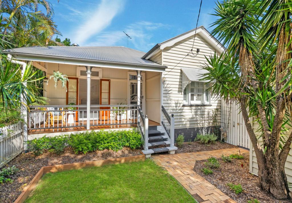 16 Cobden St, Moorooka, QLD 4105