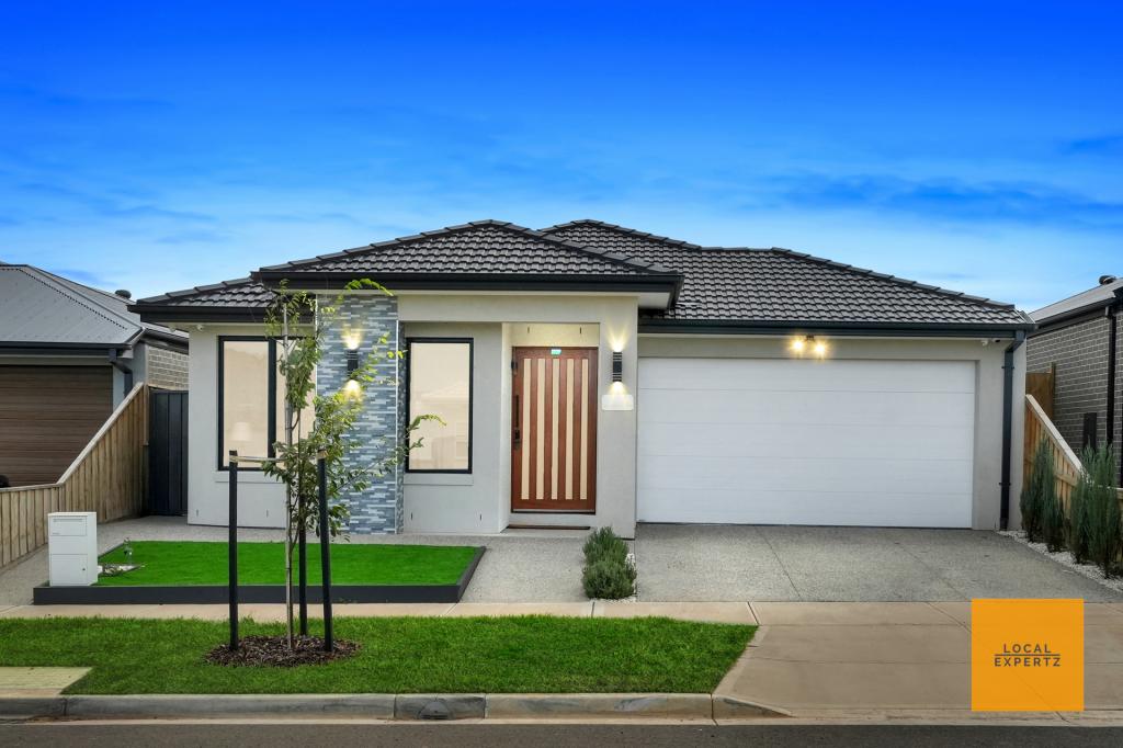 6 Deanos Rd, Fraser Rise, VIC 3336