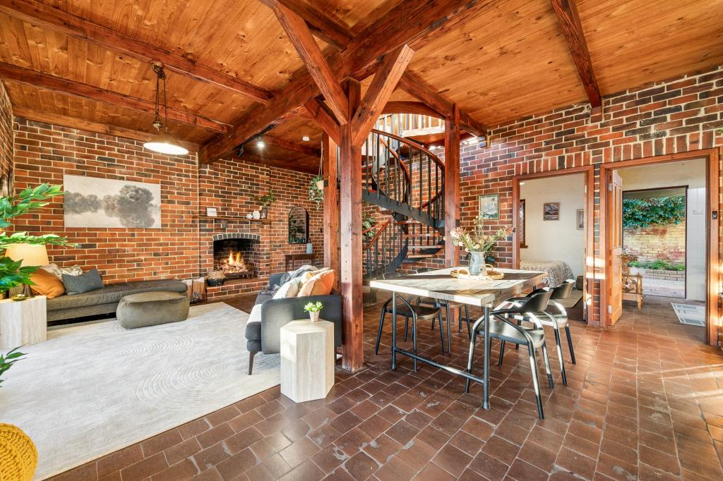 6 Solomon St, Fremantle, WA 6160
