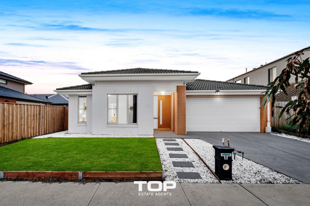 8 TRAPANI ST, CLYDE, VIC 3978