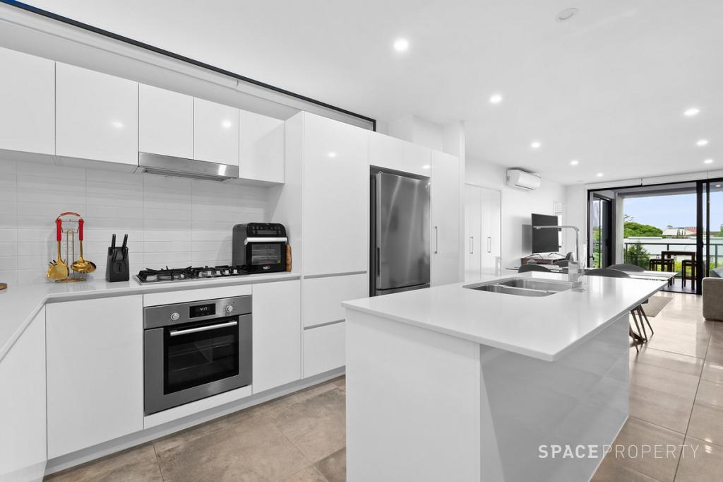 16/16-24 Lower Clifton Tce, Red Hill, QLD 4059