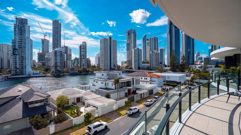 303/40 Stanhill Dr, Surfers Paradise, QLD 4217
